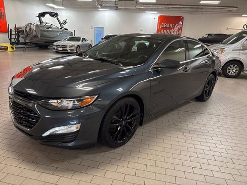 Used 2021 Chevrolet Malibu LT w/ Sport Edition image 2