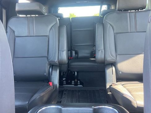 Used 2023 Chevrolet Suburban RST w/ Luxury Package AWD/4WD image 41