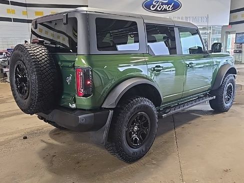Used 2022 Ford Bronco Outer Banks w/ Sasquatch Package AWD/4WD image 8