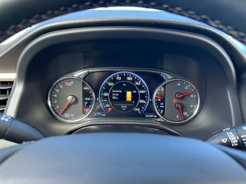 Used 2023 GMC Acadia Denali w/ Denali Ultimate Package FWD image 27
