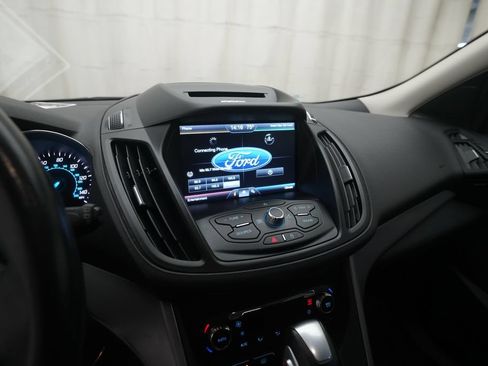 Used 2015 Ford Escape SE w/ Equipment Group 201A FWD image 6