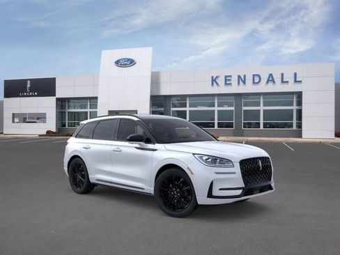 New 2025 Lincoln Corsair Grand Touring w/ Jet Appearance Package AWD/4WD image 7