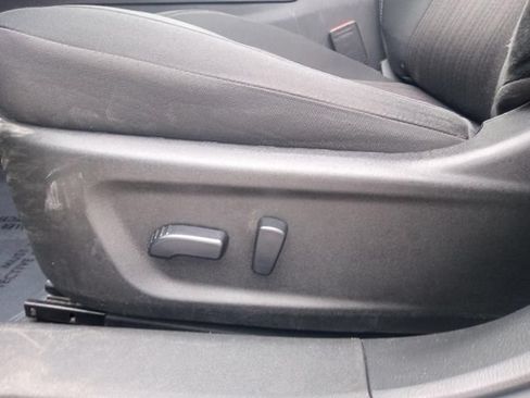 Used 2024 Nissan Altima 2.5 SV FWD image 13