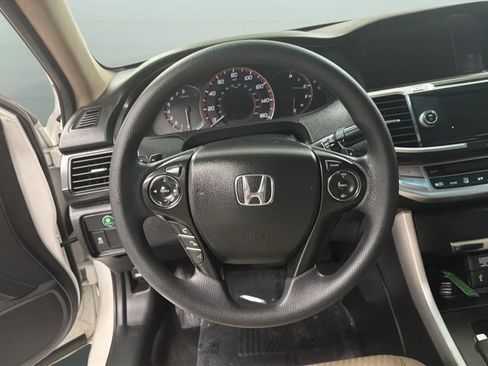 Used 2015 Honda Accord EX image 10