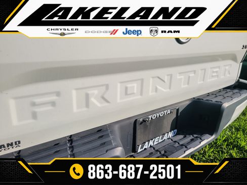Used 2022 Nissan Frontier SV RWD image 7
