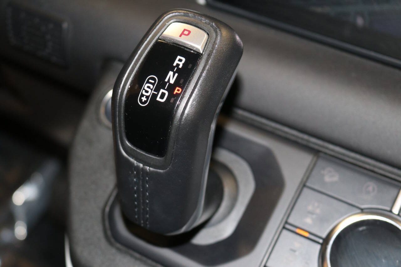 Used 2024 Land Rover Defender 110 S AWD/4WD image 30