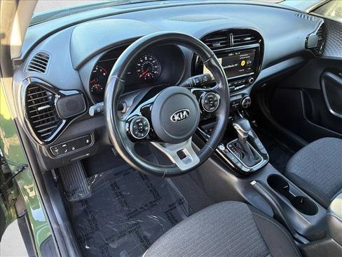 Used 2020 Kia Soul EX image 13