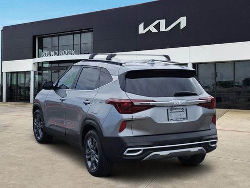 Used 2023 Kia Seltos S w/ Navigation Package FWD image 5