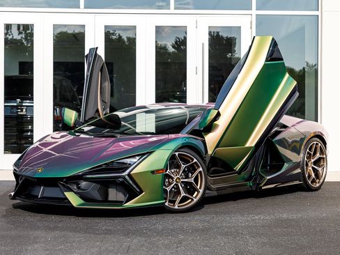 Used 2024 Lamborghini Revuelto AWD/4WD image 3
