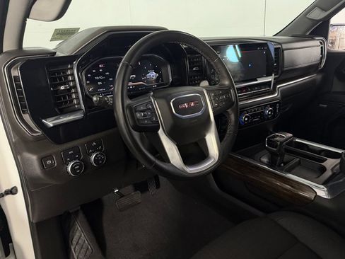 Used 2024 GMC Sierra 1500 Elevation w/ Preferred Package AWD/4WD image 22