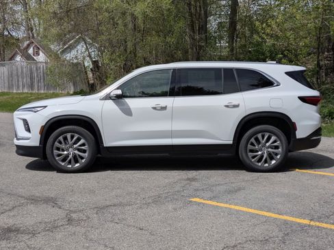 New 2026 Buick Enclave Preferred AWD/4WD image 4