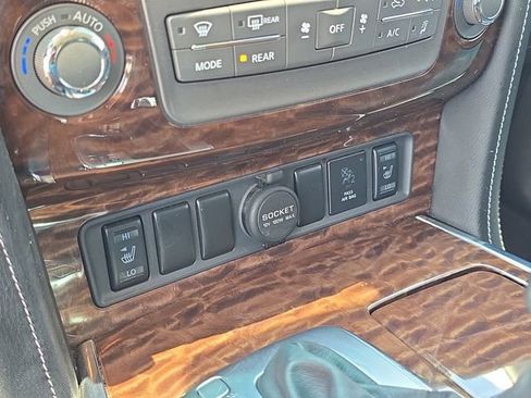 Used 2017 Nissan Armada SL AWD/4WD image 29