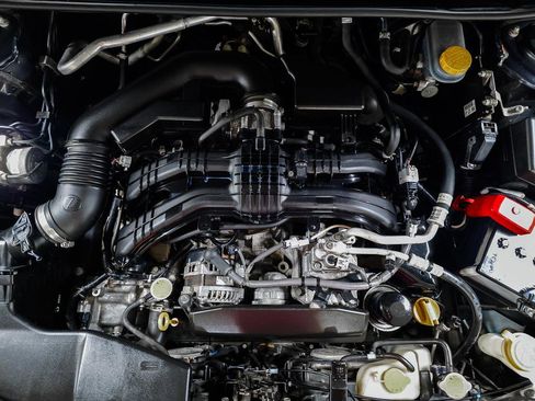 Used 2020 Subaru Crosstrek 2.0i image 14