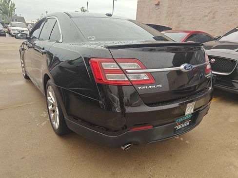 Used 2013 Ford Taurus Limited FWD image 6