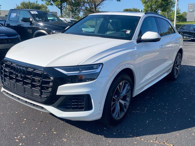 Used 2021 Audi Q8 Premium w/ Black Optic Package AWD/4WD image 9
