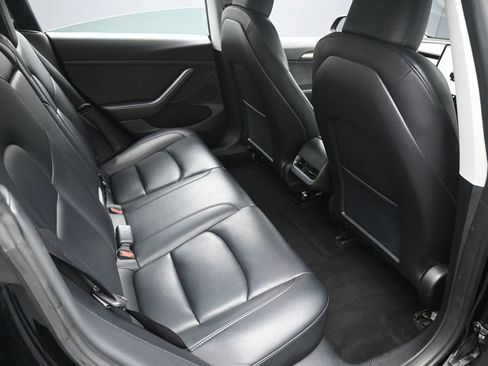 Used 2023 Tesla Model 3 Standard Range RWD image 29
