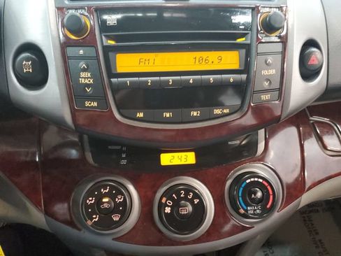 Used 2007 Toyota RAV4 4WD V6 w/ 3rd Row image 20