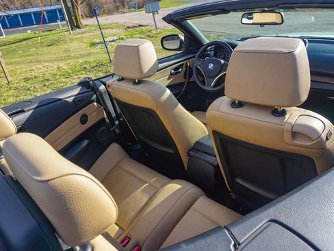 Used 2012 BMW 128i Convertible image 48