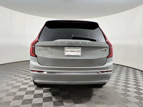 New 2026 Volvo XC90 B6 Plus w/ Protection Package Premier AWD/4WD image 7