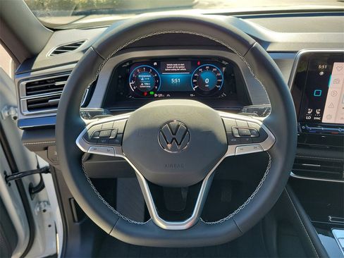 New 2026 Volkswagen Atlas Cross Sport SE image 19