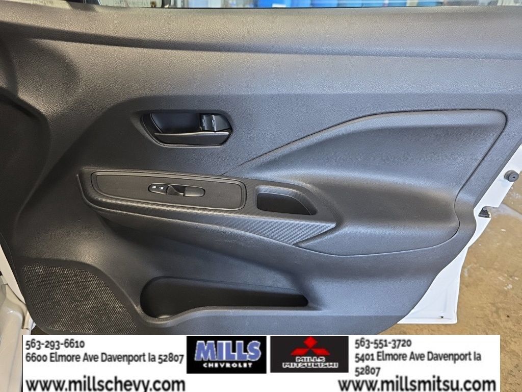 Used 2020 Nissan Versa S FWD image 21