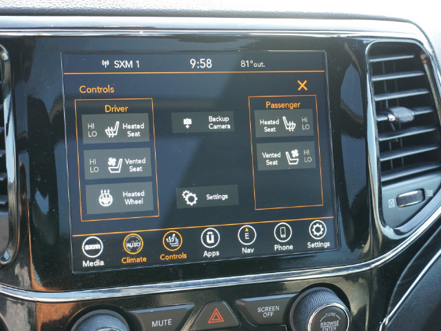 Used 2020 Jeep Grand Cherokee Limited w/ Luxury Group II RWD image 40