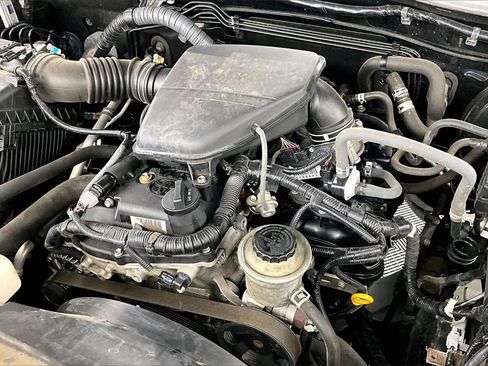 Used 2019 Toyota Tacoma SR5 image 35