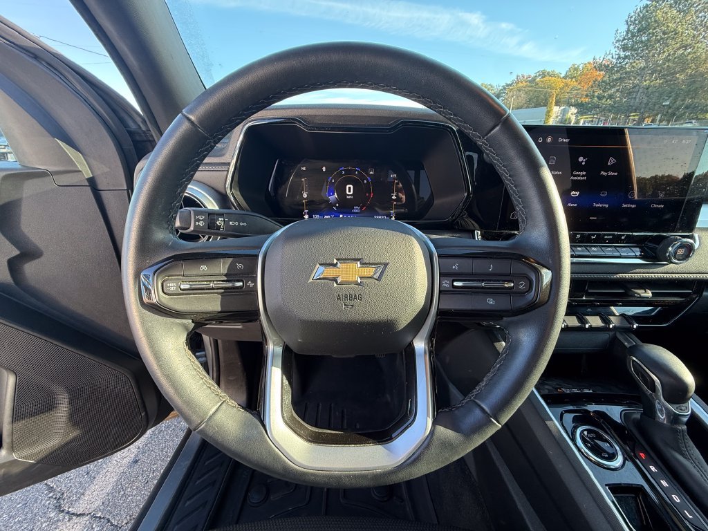 Certified 2023 Chevrolet Colorado LT w/ LT Convenience Package II AWD/4WD image 18