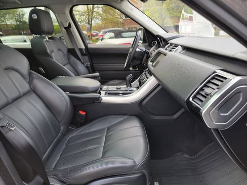 Used 2017 Land Rover Range Rover Sport HSE image 22