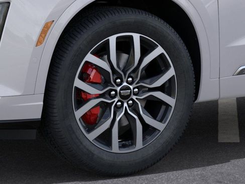 New 2025 Cadillac XT6 Sport w/ Technology Package AWD/4WD image 9