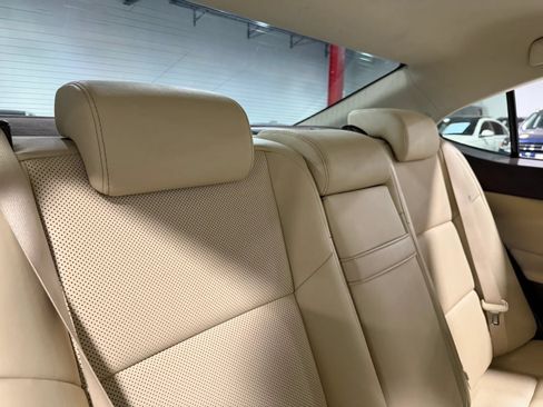 Used 2016 Lexus ES 350 w/ Premium Package w/Wood Trim FWD image 60