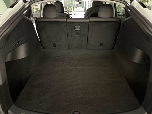 Used 2020 Tesla Model Y Long Range image 14