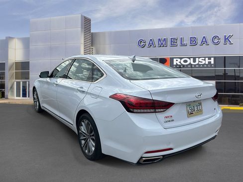 Used 2016 Hyundai Genesis 3.8 RWD image 4