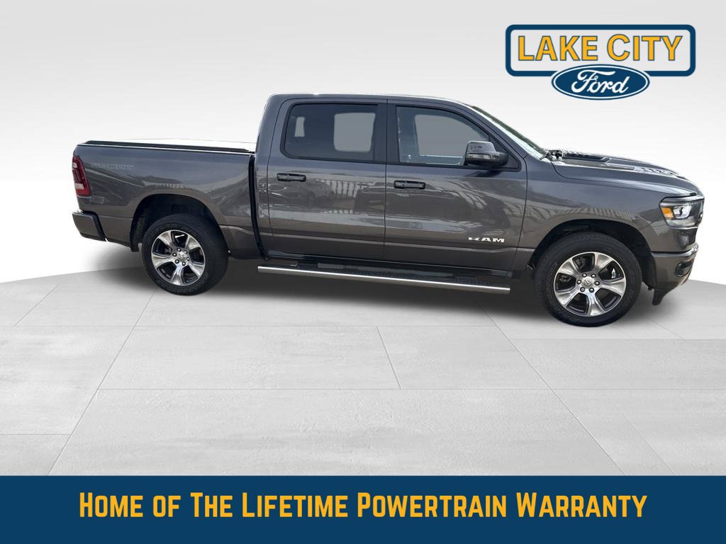Used 2023 RAM 1500 Laramie AWD/4WD image 4