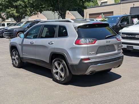 Certified 2019 Jeep Cherokee Limited AWD/4WD image 5
