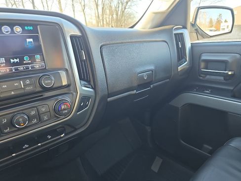 Used 2017 Chevrolet Silverado 1500 LT w/ All Star Edition image 31
