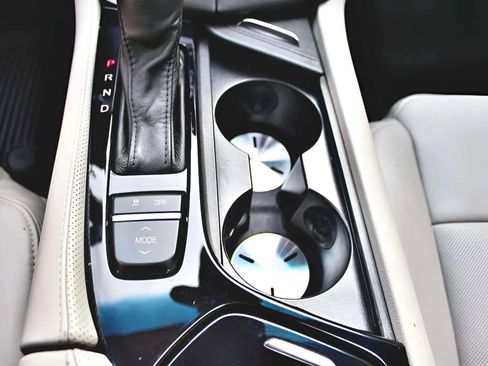 Used 2018 Cadillac CTS Luxury image 22