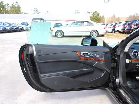 Used 2013 Mercedes-Benz SL 550 image 41