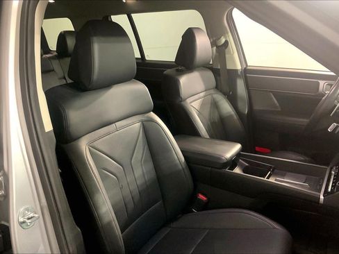 Used 2025 Hyundai Santa Fe SEL AWD/4WD image 7