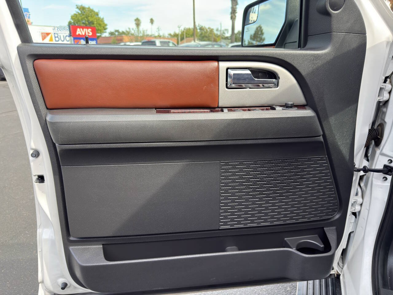 Used 2013 Ford Expedition EL King Ranch AWD/4WD image 8