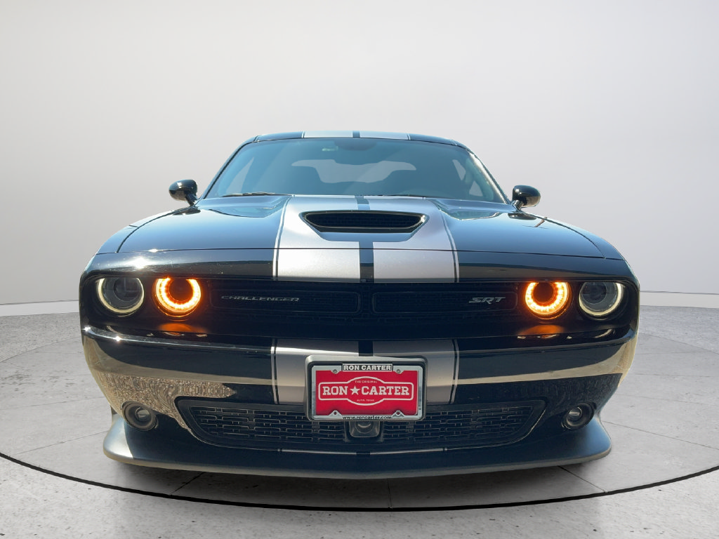 Used 2015 Dodge Challenger SRT w/ Technology Group RWD image 2