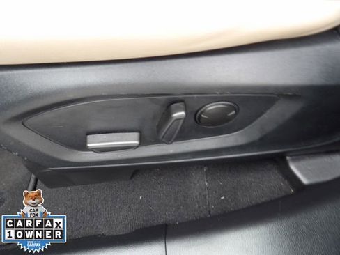 Certified 2022 Ford Explorer XLT w/ Equipment Group 202A image 23