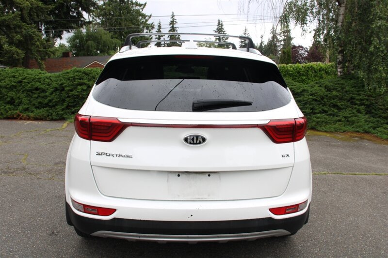 Used 2019 Kia Sportage EX w/ EX Sport Appearance Package AWD/4WD image 11