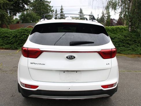 Used 2019 Kia Sportage EX w/ EX Sport Appearance Package AWD/4WD image 11