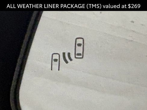 Certified 2021 Toyota RAV4 XLE Premium AWD/4WD image 7