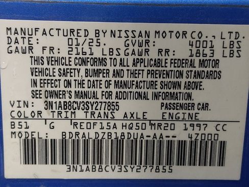Used 2025 Nissan Sentra SV FWD image 33