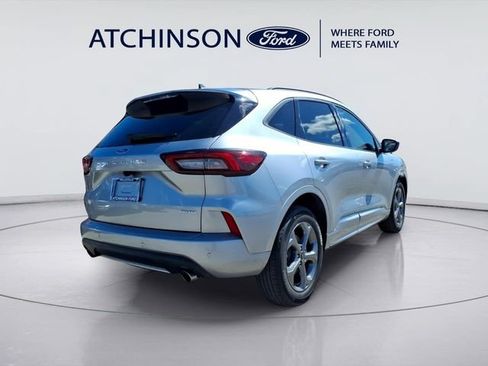 Used 2023 Ford Escape ST-Line w/ Tech Pack #1 AWD/4WD image 4