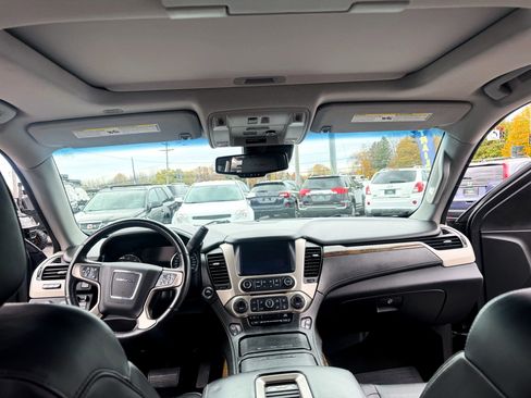 Used 2017 GMC Yukon Denali w/ Open Road Package image 20