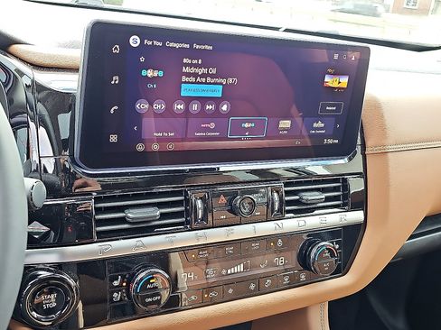 New 2026 Nissan Pathfinder Platinum AWD/4WD image 14