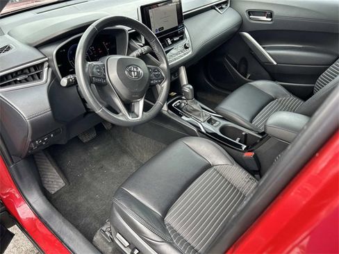 Used 2023 Toyota Corolla Cross XSE w/ Convenience Package image 15